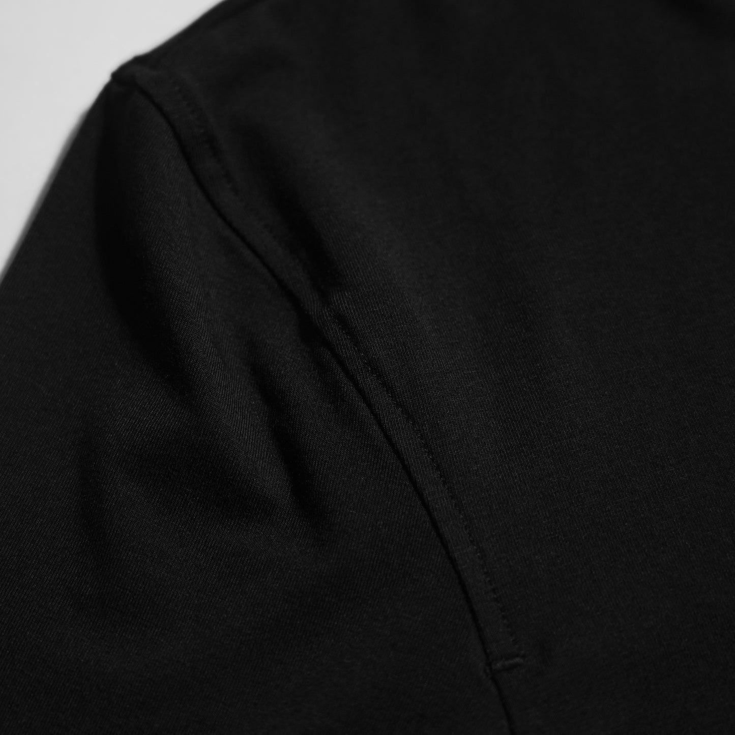 ELEVATE TEE
