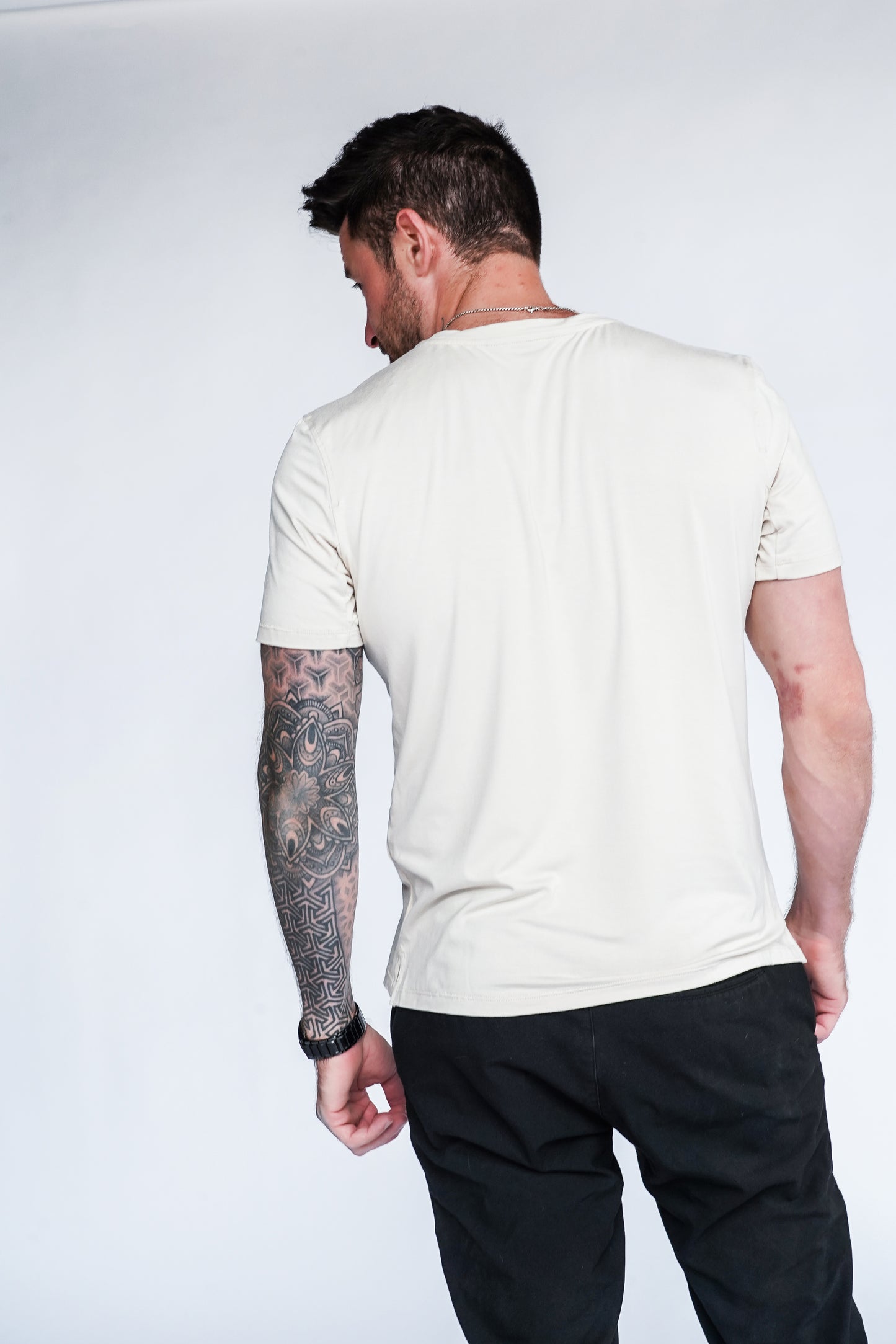 THE ELEVATE TEE
